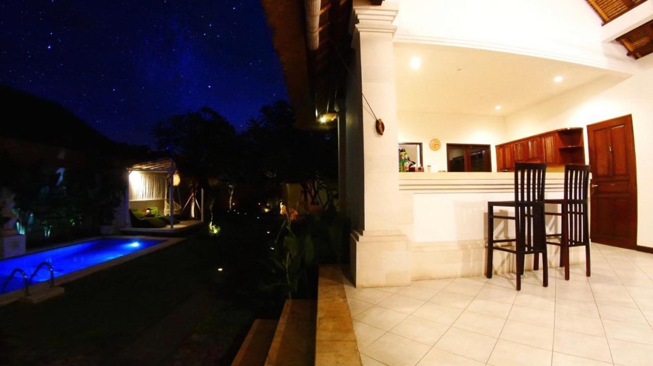 Arona Villa Sanur Екстер'єр фото